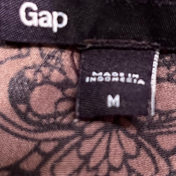 GAP ruffle sleeveless top - Picture 7 of 7